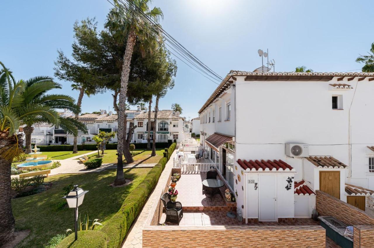 Casa Lago Jardin Alicante Exterior photo